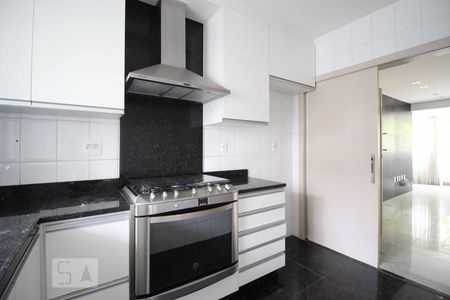 Apartamento à venda com 140m², 3 quartos e 2 vagasCozinha