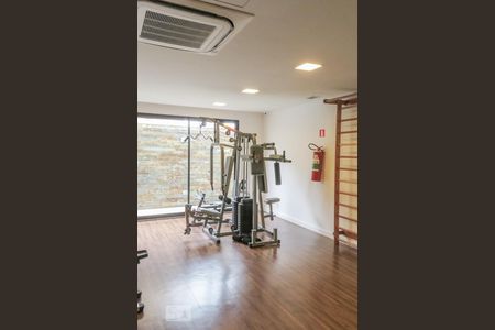 Studio para alugar com 31m², 1 quarto e 1 vaga Studio para alugar com 31m², 1 quarto e 1 vagaAcademia