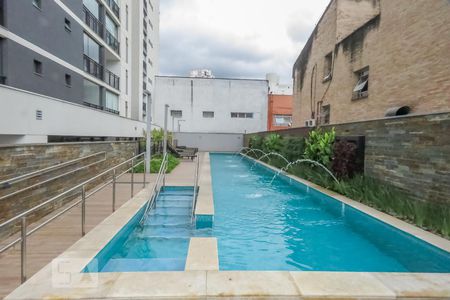 Studio para alugar com 31m², 1 quarto e 1 vaga Studio para alugar com 31m², 1 quarto e 1 vagaPiscina