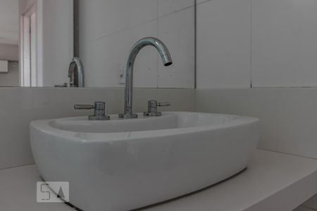 Banheiro de apartamento para alugar com 2 quartos, 65m² em Sacomã, São Paulo