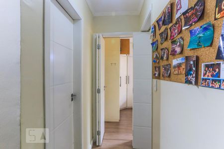 Corredor de apartamento para alugar com 2 quartos, 68m² em Jardim Patente, São Paulo