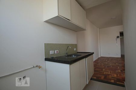 Cozinha de apartamento para alugar com 1 quarto, 42m² em Bela Vista, São Paulo