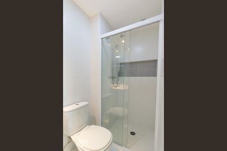 Banheiro Social de apartamento para alugar com 2 quartos, 64m² em Cidade Monções, São Paulo