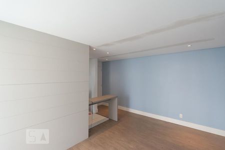 Sala de apartamento para alugar com 2 quartos, 64m² em Cidade Monções, São Paulo