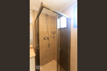 Apartamento para alugar com 66m², 2 quartos e 1 vaga Apartamento para alugar com 66m², 2 quartos e 1 vagaBanheiro da Suite