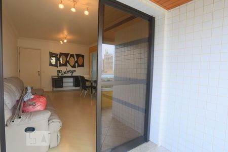 Apartamento para alugar com 66m², 2 quartos e 1 vaga Apartamento para alugar com 66m², 2 quartos e 1 vagaVaranda da Sala