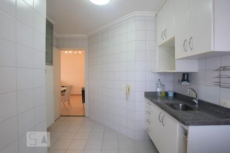 Apartamento para alugar com 66m², 2 quartos e 1 vaga Apartamento para alugar com 66m², 2 quartos e 1 vagaCozinha