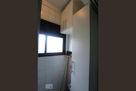 Apartamento para alugar com 66m², 2 quartos e 1 vaga Apartamento para alugar com 66m², 2 quartos e 1 vagaÁrea de Serviço