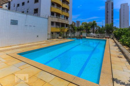 Apartamento para alugar com 66m², 2 quartos e 1 vaga Apartamento para alugar com 66m², 2 quartos e 1 vagaPiscina