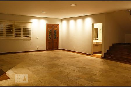 Sala de casa de condomínio à venda com 4 quartos, 400m² em Loteamento Claude de Barros Penteado (sousas), Campinas