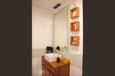 Apartamento à venda com 75m², 3 quartos e 2 vagasbanheiro 