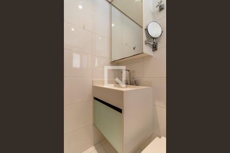 Apartamento para alugar com 110m², 2 quartos e 2 vagasBanheiro do Quarto 2