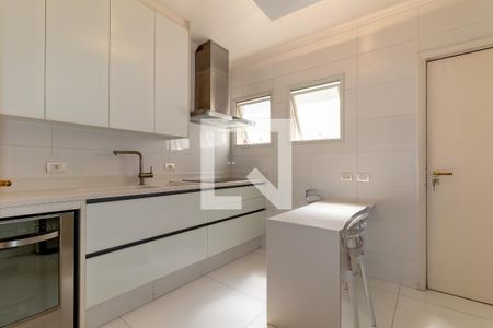 Apartamento para alugar com 110m², 2 quartos e 2 vagasCozinha