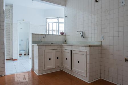 Apartamento para alugar com 135m², 3 quartos e 1 vaga Apartamento para alugar com 135m², 3 quartos e 1 vagaCozinha