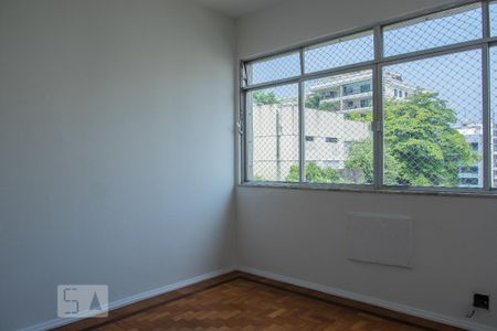 Apartamento para alugar com 135m², 3 quartos e 1 vaga Apartamento para alugar com 135m², 3 quartos e 1 vagaQuarto 1