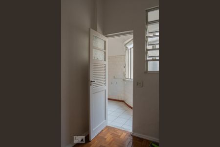 Apartamento para alugar com 135m², 3 quartos e 1 vaga Apartamento para alugar com 135m², 3 quartos e 1 vagaQuarto de Serviço