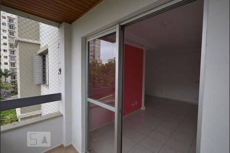 Varanda de apartamento à venda com 3 quartos, 80m² em Vila Firmiano Pinto, São Paulo