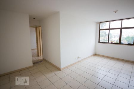 Apartamento para alugar com 70m², 2 quartos e 1 vagaSala