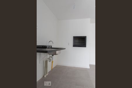 Cozinha de apartamento para alugar com 1 quarto, 61m² em Jardim do Salso, Porto Alegre