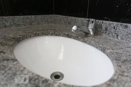 Casa à venda com 174m², 4 quartos e 1 vagaBanheiro da Suíte