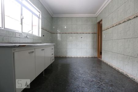 Casa à venda com 174m², 4 quartos e 1 vagaCozinha