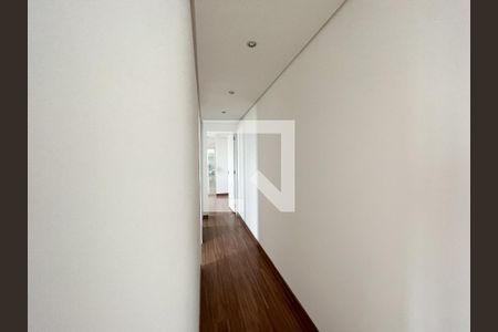 Corredor de apartamento para alugar com 2 quartos, 53m² em Vila do Encontro, São Paulo