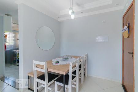Sala de apartamento à venda com 2 quartos, 50m² em Vila Carmosina, São Paulo