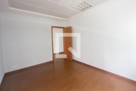 Casa à venda com 272m², 5 quartos e 4 vagasQuarto 5