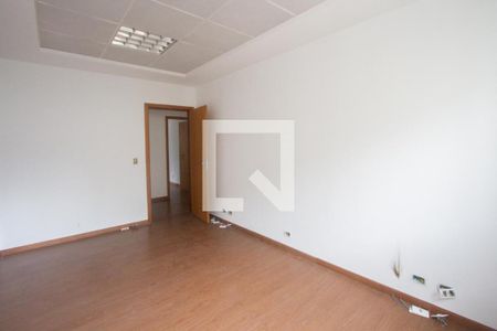 Casa à venda com 272m², 5 quartos e 4 vagasQuarto 3