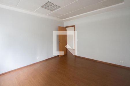 Casa à venda com 272m², 5 quartos e 4 vagasQuarto 4