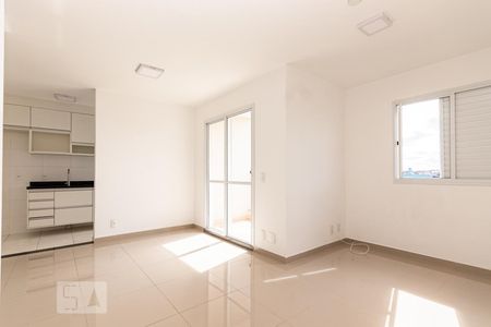 Sala  de apartamento para alugar com 2 quartos, 62m² em Jardim Norma, São Paulo