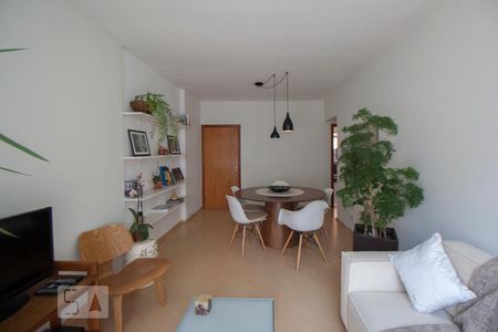 Sala de apartamento à venda com 3 quartos, 125m² em Bela Vista, São Paulo