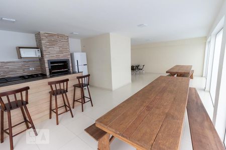 Apartamento para alugar com 2 quartos, 48m² em Pinheirinho, Curitiba