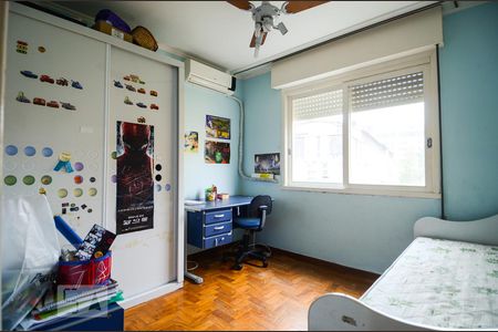 Quarto 1 de apartamento para alugar com 2 quartos, 70m² em Cidade Baixa, Porto Alegre