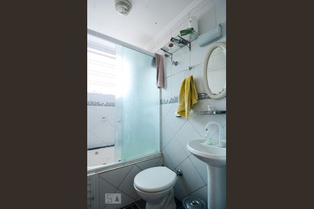 Banheiro de apartamento para alugar com 2 quartos, 70m² em Cidade Baixa, Porto Alegre