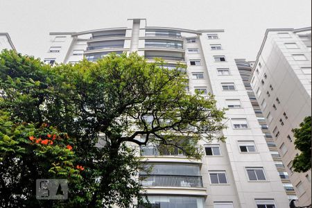Apartamento para alugar com 136m², 2 quartos e 3 vagas Apartamento para alugar com 136m², 2 quartos e 3 vagasPrédio