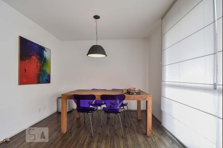 Apartamento para alugar com 136m², 2 quartos e 3 vagas Apartamento para alugar com 136m², 2 quartos e 3 vagasSala de Jantar