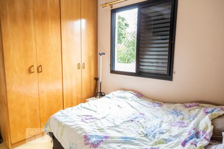 Suíte  de apartamento para alugar com 2 quartos, 58m² em Vila Santana, São Paulo