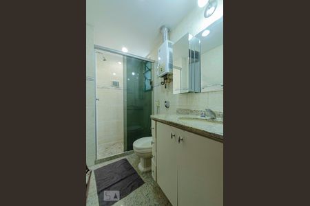 Banheiro de apartamento à venda com 2 quartos, 59m² em Cidade Nova, Rio de Janeiro