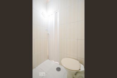 Banheiro de kitnet/studio à venda com 1 quarto, 25m² em Brás, São Paulo