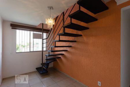 Sala de estar de apartamento à venda com 2 quartos, 90m² em Jardim Nova Europa, Campinas