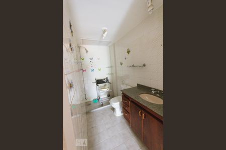 Apartamento à venda com 159m², 4 quartos e 2 vagas Apartamento à venda com 159m², 4 quartos e 2 vagasBanheiro Quarto 4 - Suíte