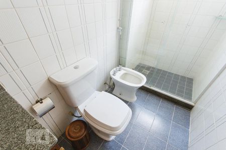 Apartamento à venda com 159m², 4 quartos e 2 vagas Apartamento à venda com 159m², 4 quartos e 2 vagasBanheiro Social