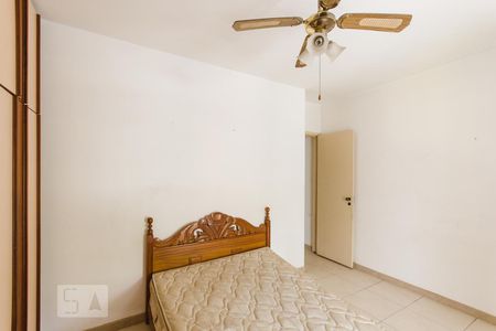 Apartamento à venda com 159m², 4 quartos e 2 vagas Apartamento à venda com 159m², 4 quartos e 2 vagasQuarto 3