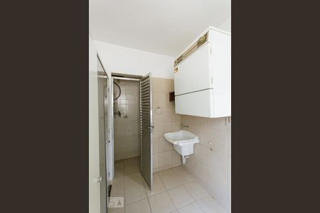 Apartamento à venda com 159m², 4 quartos e 2 vagas Apartamento à venda com 159m², 4 quartos e 2 vagasÁrea de Serviço