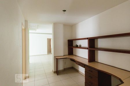 Corredor de apartamento à venda com 4 quartos, 159m² em Anil, Rio de Janeiro