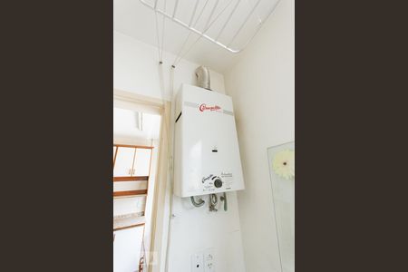 Apartamento à venda com 159m², 4 quartos e 2 vagas Apartamento à venda com 159m², 4 quartos e 2 vagasAquecedor