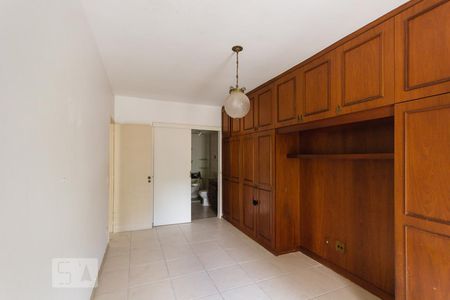 Apartamento à venda com 159m², 4 quartos e 2 vagas Apartamento à venda com 159m², 4 quartos e 2 vagasQuarto 4 - Suíte