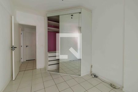 Apartamento à venda com 96m², 2 quartos e 1 vagaQuarto