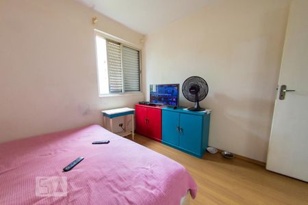 Quarto 2 de apartamento para alugar com 3 quartos, 68m² em Alto de Pinheiros, São Paulo